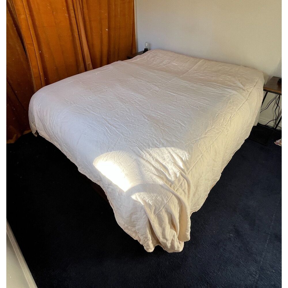 PARACHUTE Cream 100% Linen California King Fitted Sheet and Top Sheet